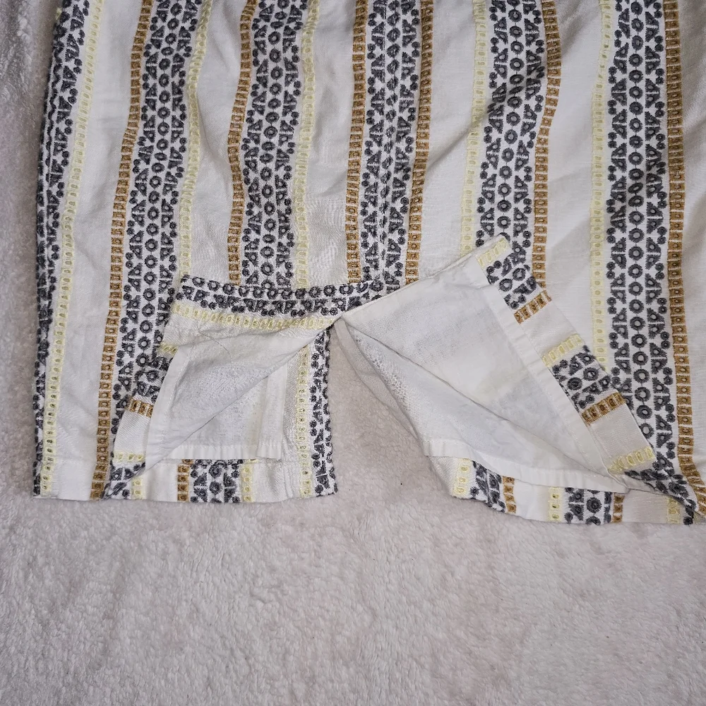 Anthropologie 2-Piece Shirt And Skirt Set Size 4